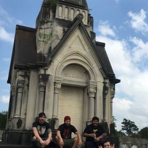 Meet your Posher, Ernest